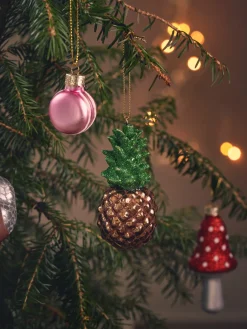 Juleophæng Med Ananas