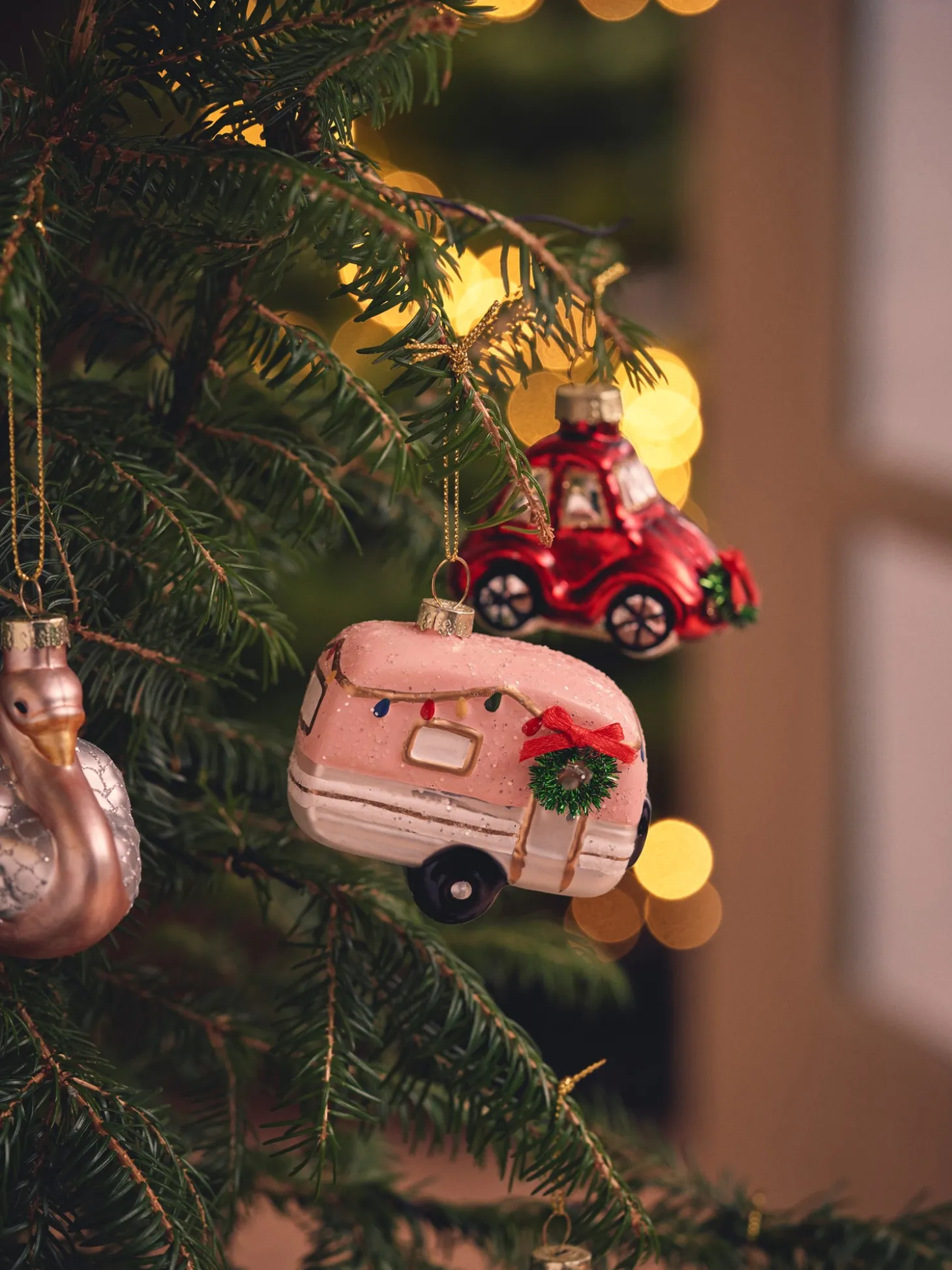Juleophæng Med Campingvogn