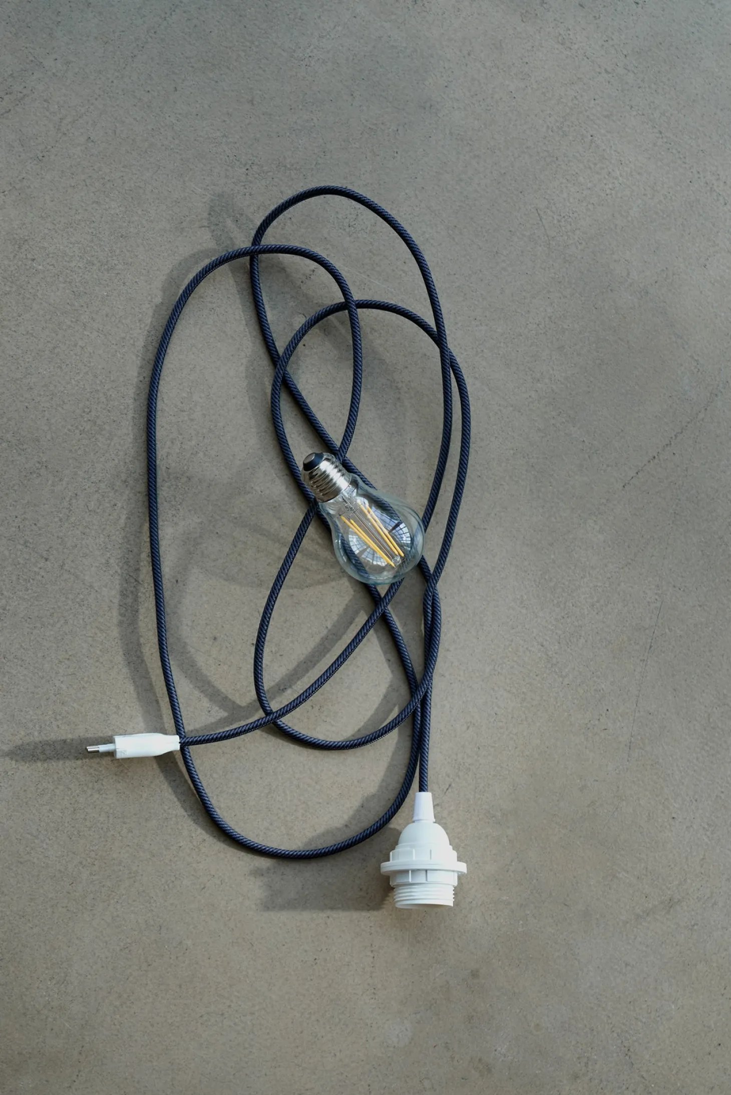 Plug-in Pendellampe White
