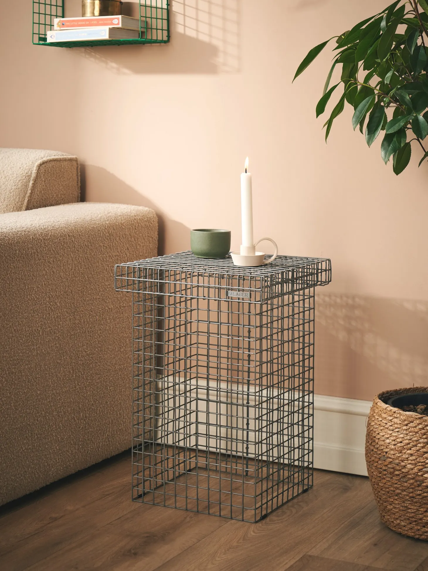 WIRE STOOL Skammel